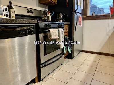 Jamaica Plain 3 Bed 1 Bath BOSTON Boston - $3,600 No Fee
