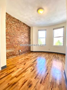 Mission Hill 3 Beds 1 Bath Boston - $4,000