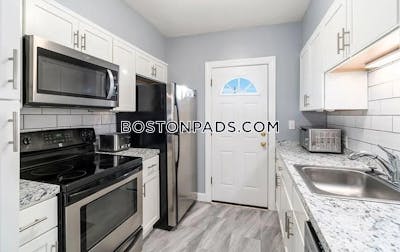 Medford 4 Beds 1 Bath  Tufts - $5,400 No Fee