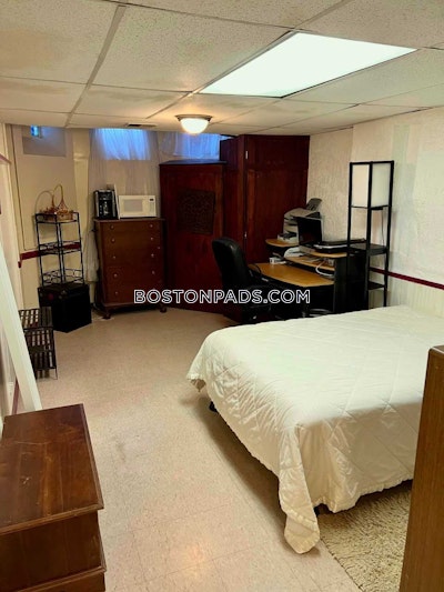 Back Bay 0 Bed 1 Bath BOSTON Boston - $2,300