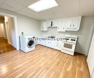 Dorchester/south Boston Border 2 Bed, 1 Bath Unit Boston - $2,600