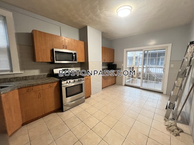 East Boston 2 Beds 2 Baths Boston - $3,100