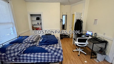 Mission Hill 4 Bed, 2 Bath Unit Boston - $5,500 No Fee