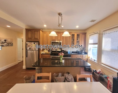Mission Hill 4 Bed, 2 Bath Unit Boston - $6,195 No Fee