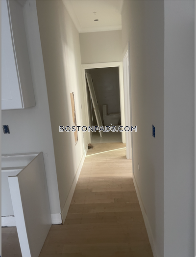 Allston 4 Beds 3 Baths Boston Boston - $6,450 No Fee