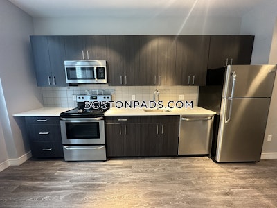 Lynn 1 Bed 1 Bath - $2,050 No Fee