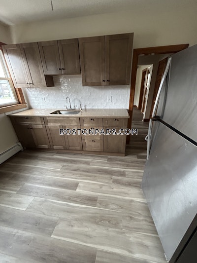 Roslindale 3 Beds 1 Bath Boston - $2,950