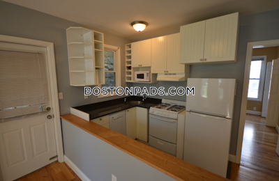 East Boston Renovated 1.5, 1 bath available now on Cheever Ct in East Boston Boston - $2,500 50% Fee