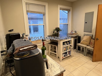 Allston 3 Beds 1 Bath Boston - $3,800