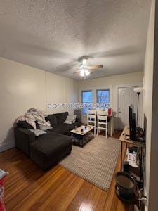 Cambridge Cute 2-Bedroom Porter Square Cambridge Apartment  Porter Square - $2,975