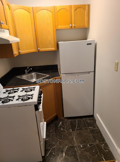 Northeastern/symphony Studio 1 Bath Boston - $2,550 No Fee