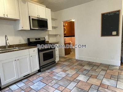 Mission Hill 5 Bed, 2.5 Bath Unit Boston - $8,300