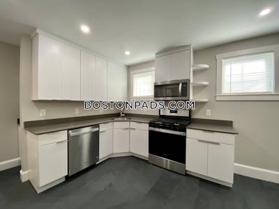 Cambridge Sleek 3BD/BA Apartment in Riverside  Central Square/cambridgeport - $4,300 No Fee