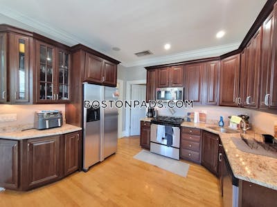 South Boston 4 Beds 1 Bath Boston - $5,195