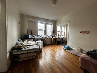 Fenway/kenmore 1 Bed 1 Bath BOSTON Boston - $2,695 No Fee