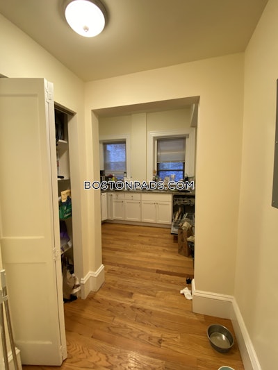 Brookline 2 Bed 1 Bath BROOKLINE- COOLIDGE CORNER $3,800  Washington Square - $3,400 No Fee
