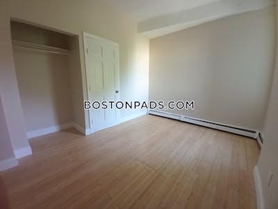 Roxbury 3 Bed 1 Bath BOSTON Boston - $2,750 No Fee