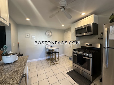 East Boston 2 Beds 1 Bath Boston - $2,695 No Fee