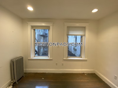 Fenway/kenmore 0 Bed 1 Bath BOSTON Boston - $2,700 No Fee