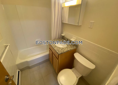 Brookline 2 Bed 1 Bath BROOKLINE- COOLIDGE CORNER $3,600  Coolidge Corner - $3,700