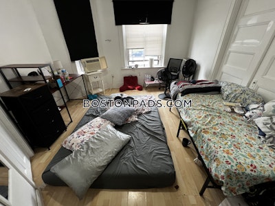 Roxbury 3 Bed 1 Bath BOSTON Boston - $3,700
