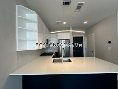 East Boston 1 Bed 1 Bath Boston - $2,700 No Fee