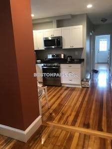 Medford 5 Beds 2 Baths  Tufts - $7,300 No Fee