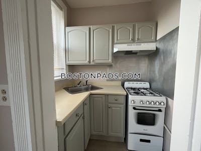 Lynn 1 Bed 1 Bath - $1,700 50% Fee