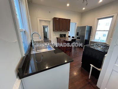Somerville 5 Beds 1 Bath  Tufts - $6,280 No Fee