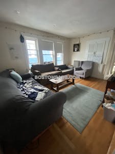 Somerville 6 Bed 1 Bath SOMERVILLE  Tufts - $6,000