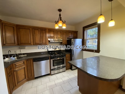 Jamaica Plain 3 Beds 1 Bath Boston - $3,500 No Fee