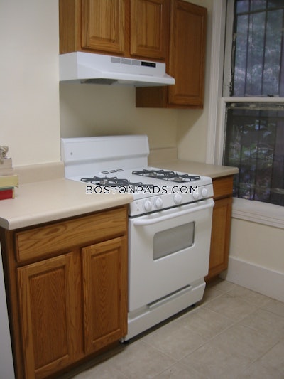 Mission Hill 3 Bed, 1 Bath Unit Boston - $3,900