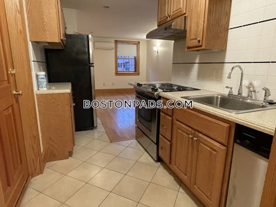 Beacon Hill Renovated 2 Bed 1 bath available NOW on Myrtle St in Beacon Hill! Boston - $3,600