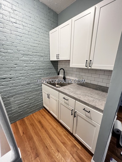 Mission Hill 2 Beds 1 Bath Boston - $2,945