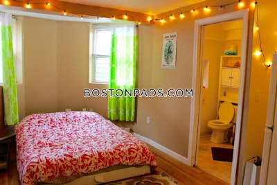 Fenway/kenmore Studio 1 Bath Boston - $2,100 50% Fee