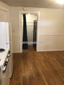 Fenway/kenmore Nice ground level Studio 1 Bath on Newbury St Boston - $2,200 No Fee