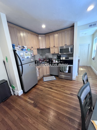Brookline 4 Bed 2 Bath BROOKLINE- WASHINGTON SQUARE $4,700  Washington Square - $5,000 No Fee