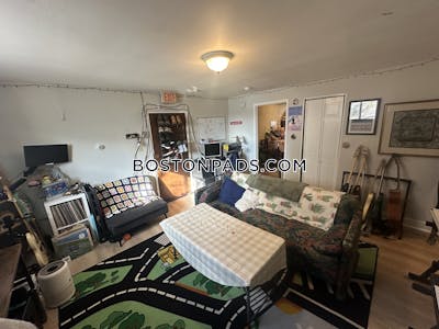 Brighton 2 Bed 1 Bath BOSTON Boston - $2,740
