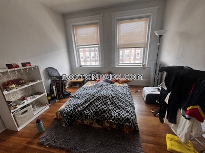 Allston Apartment for rent 3 Bedrooms 1 Bath Boston - $3,400