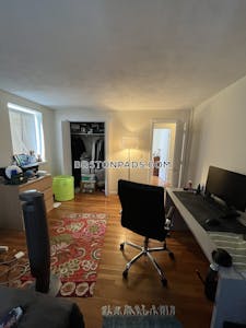 Allston Apartment for rent 2 Bedrooms 1 Bath Boston - $3,200 50% Fee