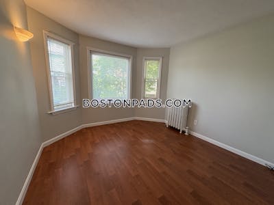 Quincy Apartment for rent 2 Bedrooms 1 Bath  North Quincy - $2,300