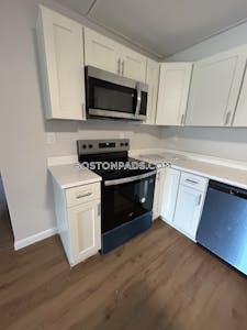 Cambridge Apartment for rent 3 Bedrooms 1.5 Baths Mt. Auburn/brattle/ Fresh Pond - $3,150