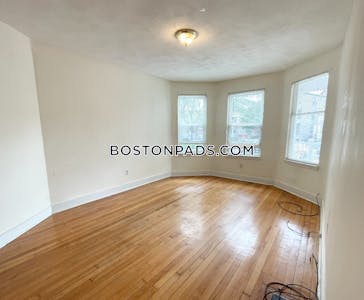 Dorchester Apartment for rent 3 Bedrooms 1 Bath Boston - $3,300