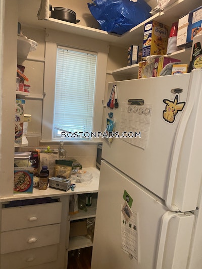 Medford 4 Beds 1 Bath  Tufts - $4,400 No Fee