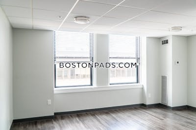 Worcester 1 beds 1 baths - $1,640 No Fee