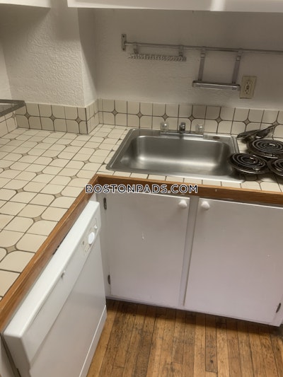 Beacon Hill Apartment for rent 3 Bedrooms 1 Bath Boston - $4,600 No Fee