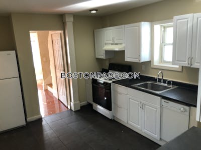 Somerville Apartment for rent 3 Bedrooms 1 Bath East Somerville - $2,950